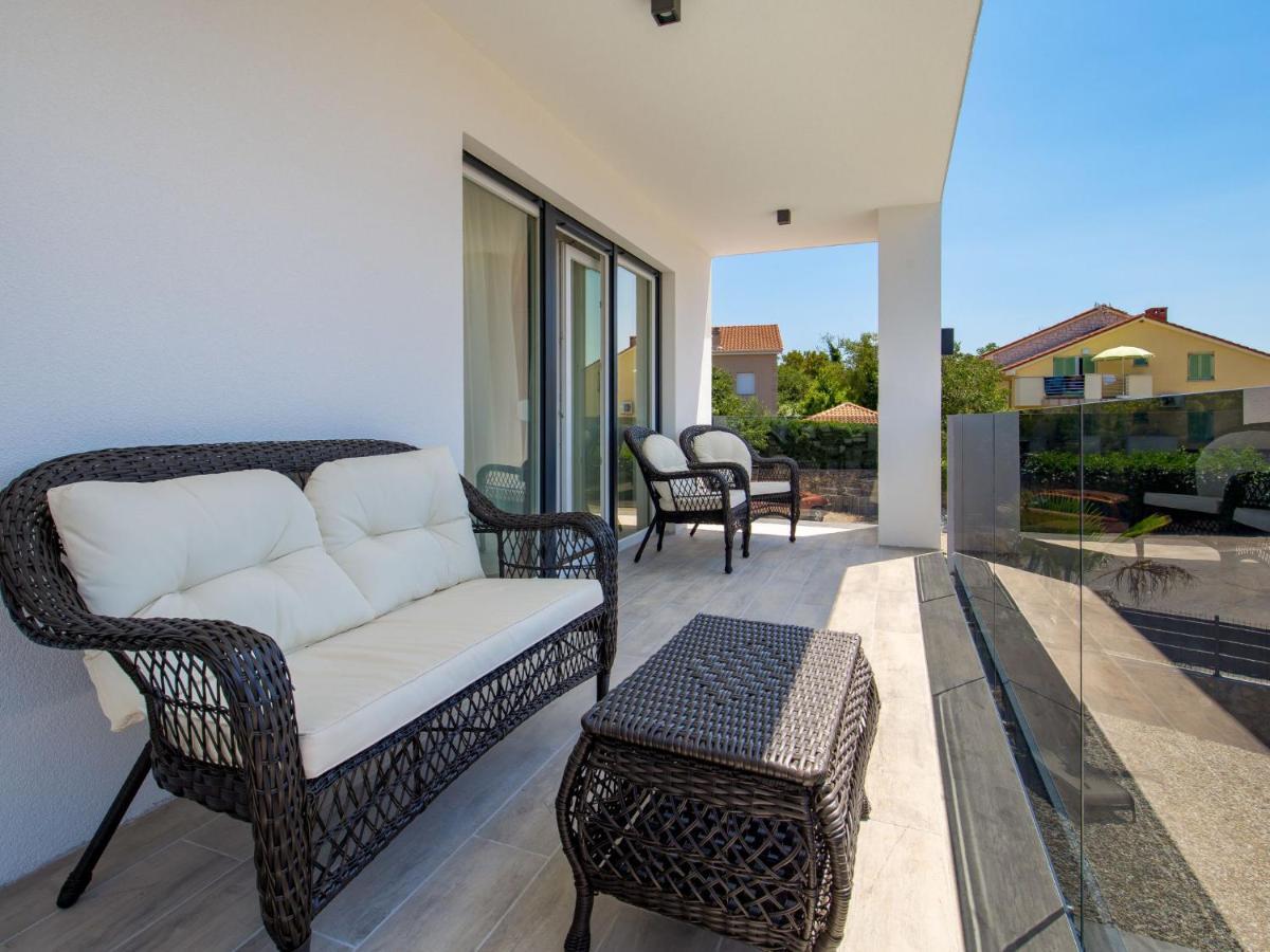 Holiday Home Villa Palma - Krk148 By Interhome Pinezići المظهر الخارجي الصورة